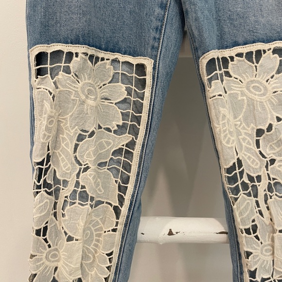Carmar Vintage Cut Out Distressed Floral Lace High Waisted Jeans / NWOT - Picture 8 of 11